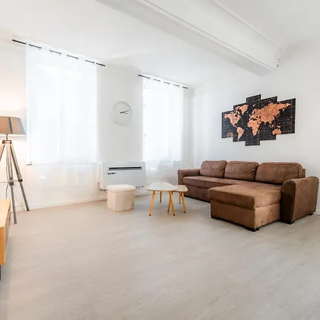 דירה Agreable T2, Climatisation, Central, Paisible -ai *